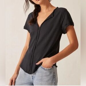 Anthropologie Pilcro black Spliced-neck Tee Size Medium